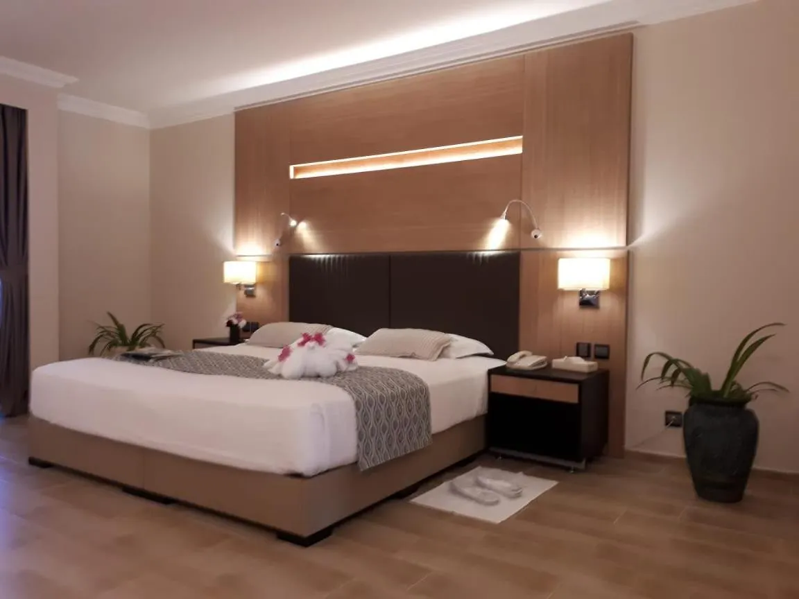 فندق البلاد جدة 4*,